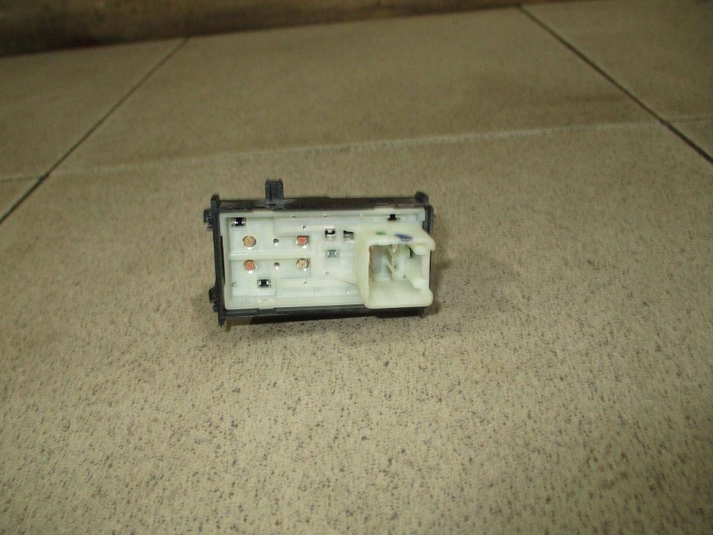 Кнопка стеклоподъемника, 550 рублей, Пермь