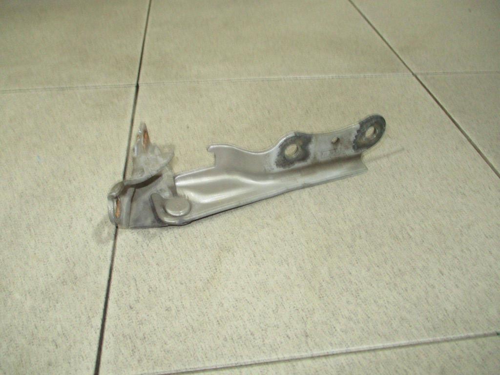 Петля капота правая, 500 рублей, Пермь