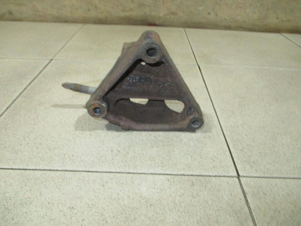 Кронштейн двигателя правый, 700 рублей, Пермь