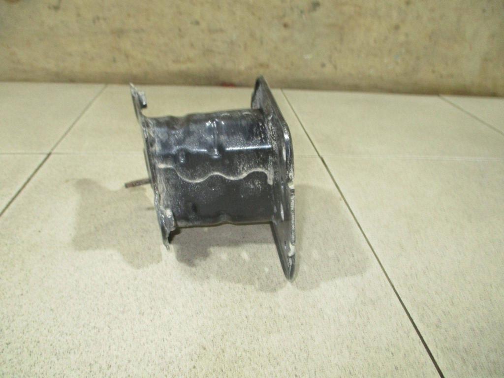 Кронштейн усилителя заднего бампера левый, 2500 рублей, Пермь