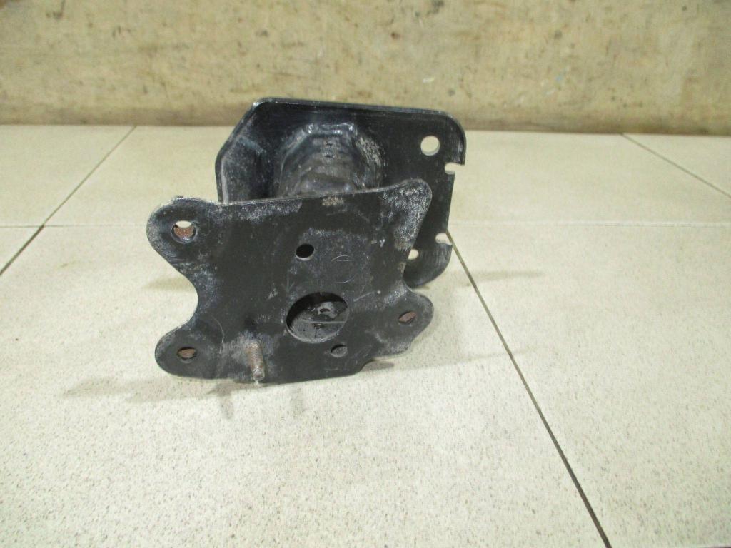 Кронштейн усилителя заднего бампера левый, 2500 рублей, Пермь