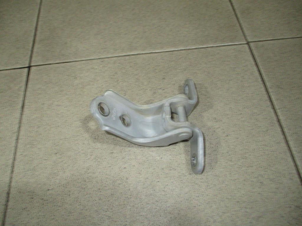 Петля двери передней правой верхняя, 500 рублей, Пермь