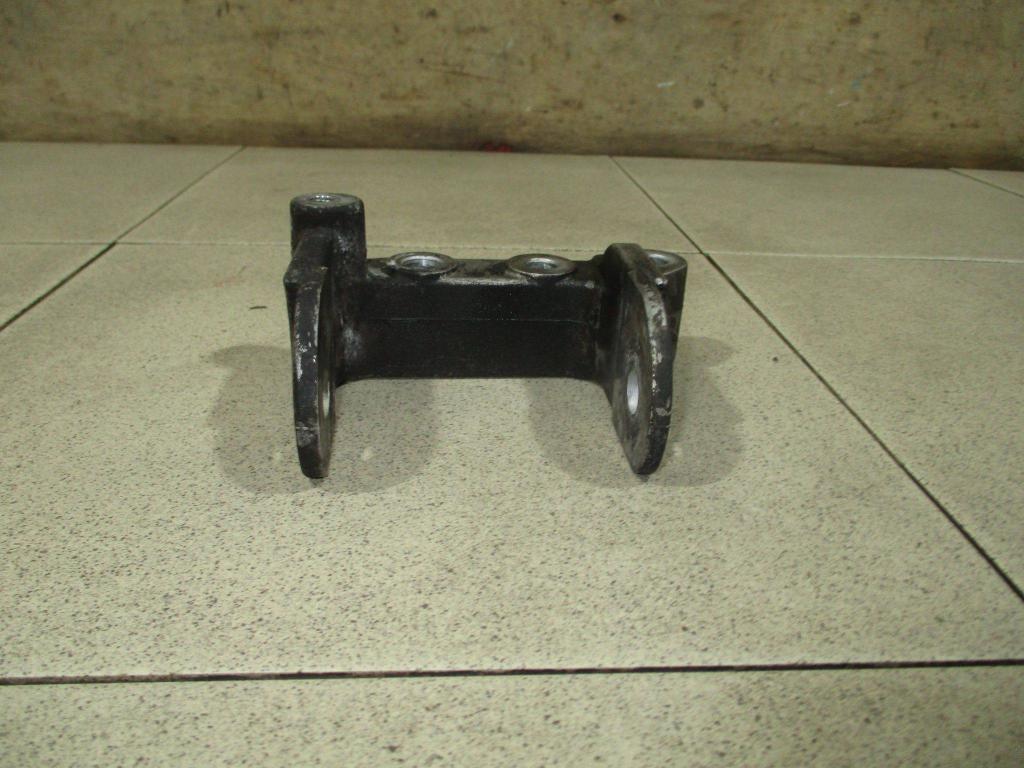 Кронштейн опоры двигателя, 1500 рублей, Пермь