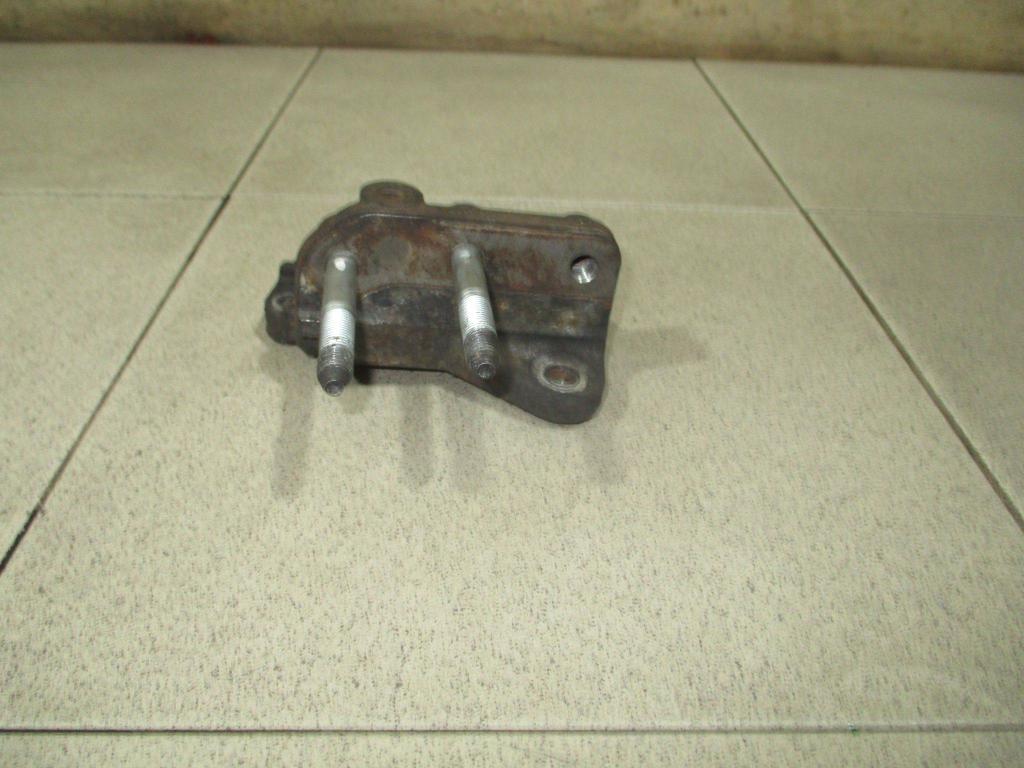 Кронштейн двигателя правый, 500 рублей, Пермь