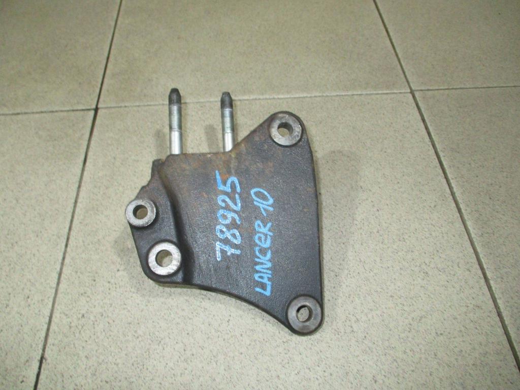 Кронштейн двигателя правый, 500 рублей, Пермь