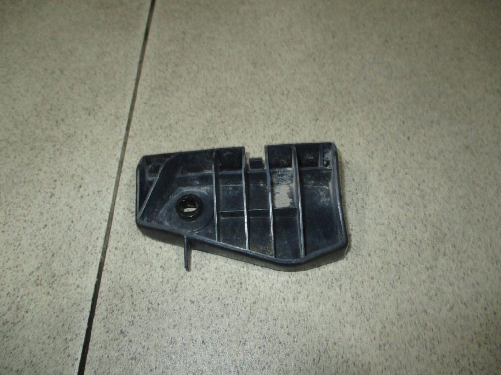 Кронштейн заднего бампера правый, 500 рублей, Пермь