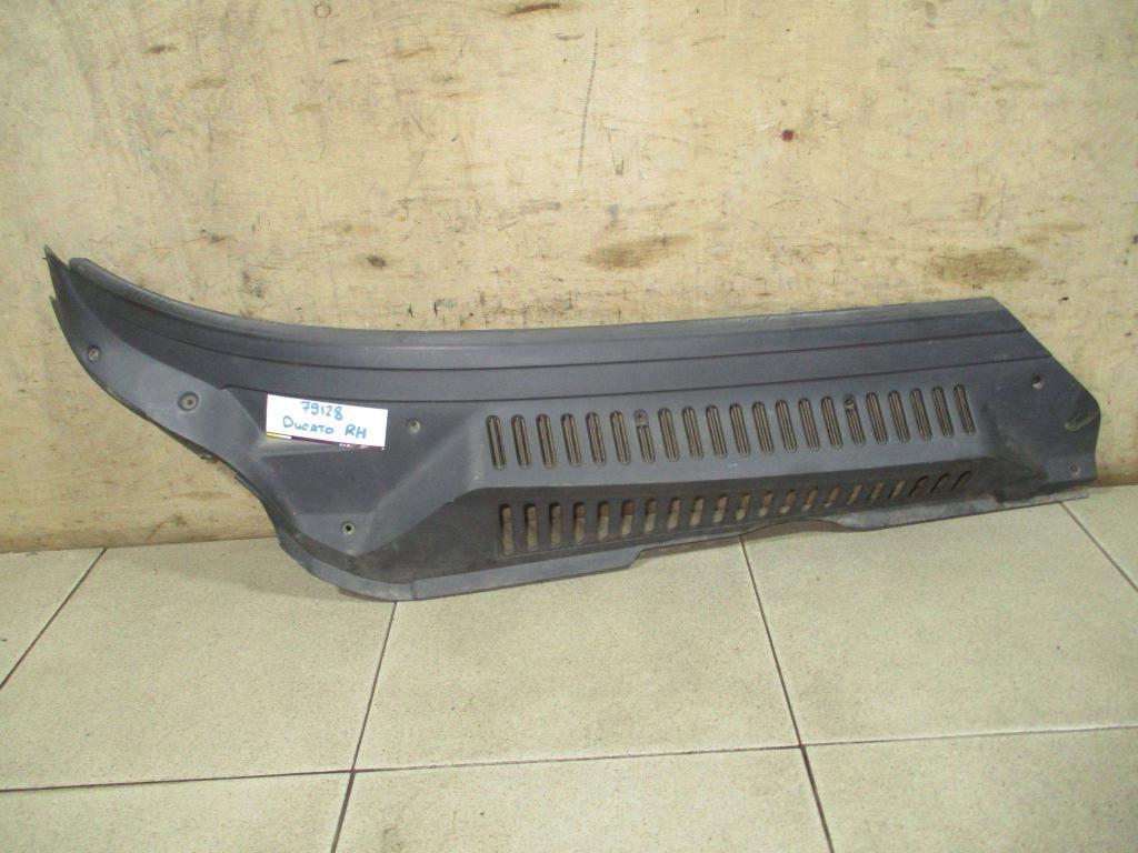 Решетка стеклоочистителя, 800 рублей, Пермь