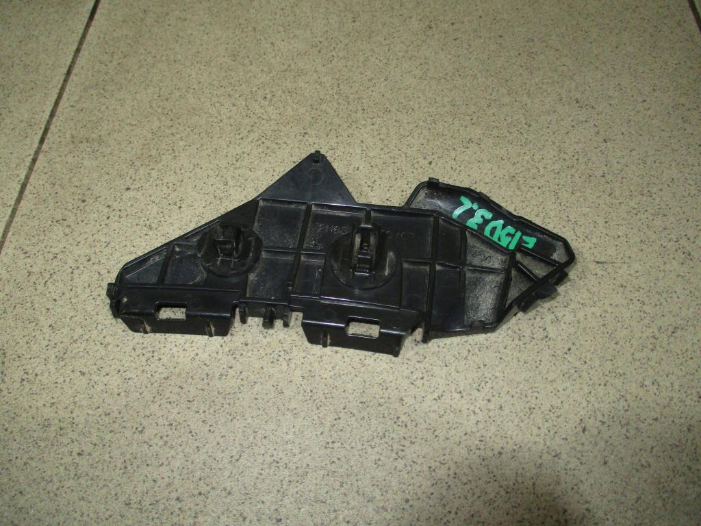 Кронштейн заднего бампера левый, 500 рублей, Пермь