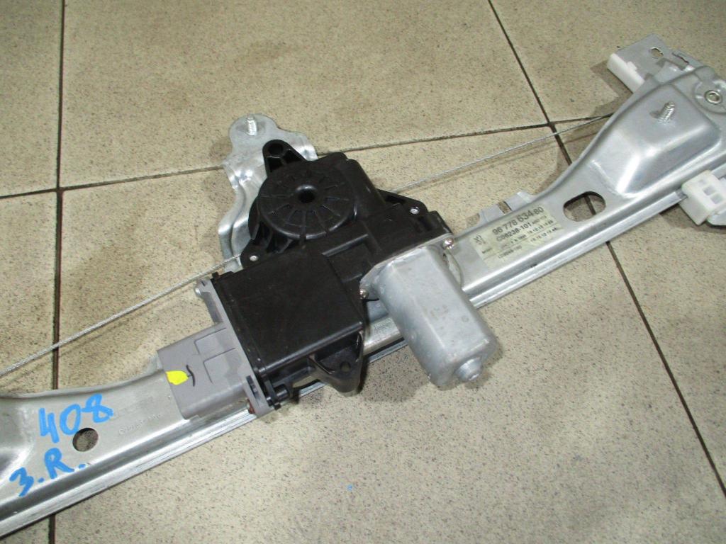 Стеклоподъемник задний правый, 1300 рублей, Пермь