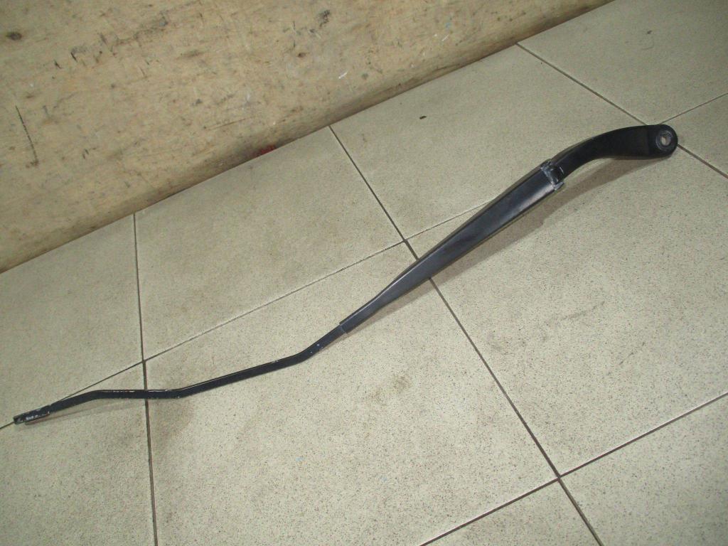 Поводок стеклоочистителя передний правый, 750 рублей, Пермь