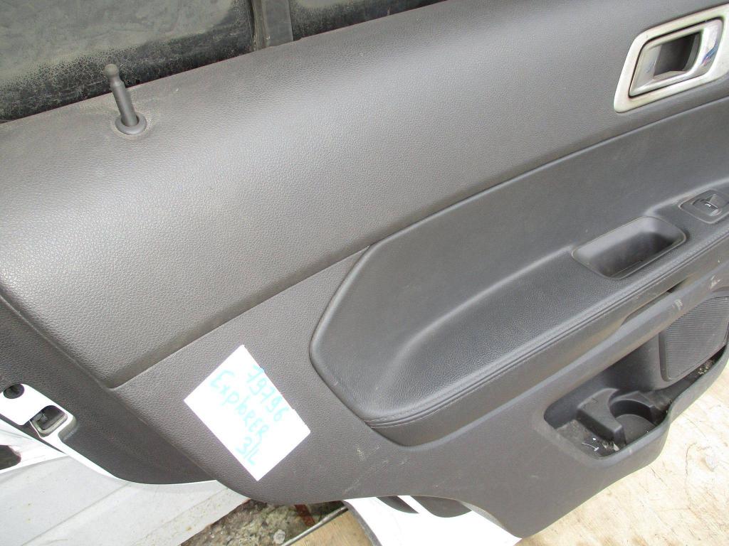 Обшивка двери задней левой, 3000 рублей, Пермь