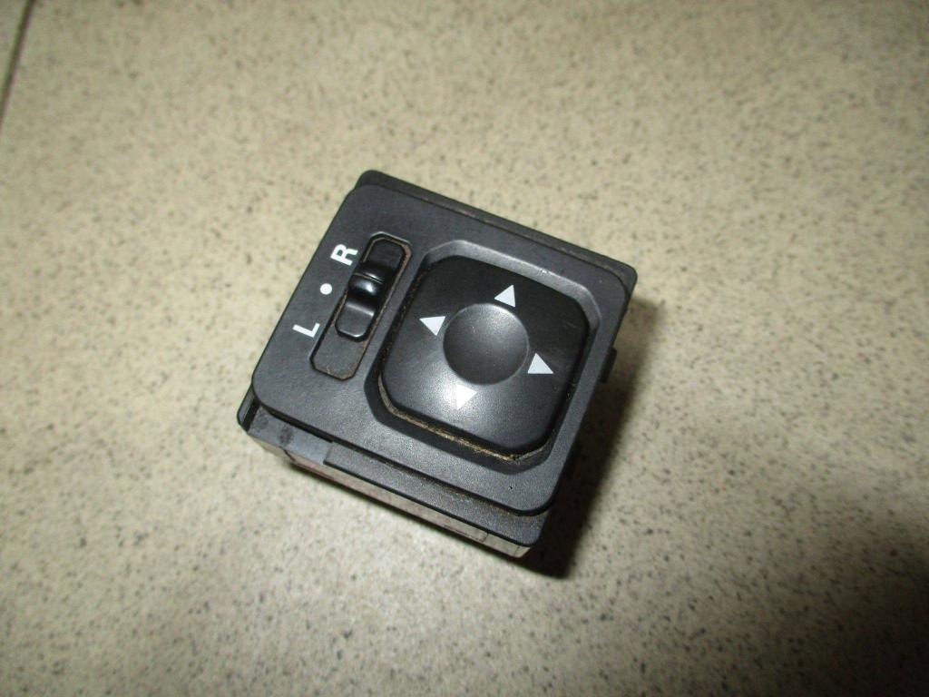 Переключатель регулировки зеркала, 500 рублей, Пермь