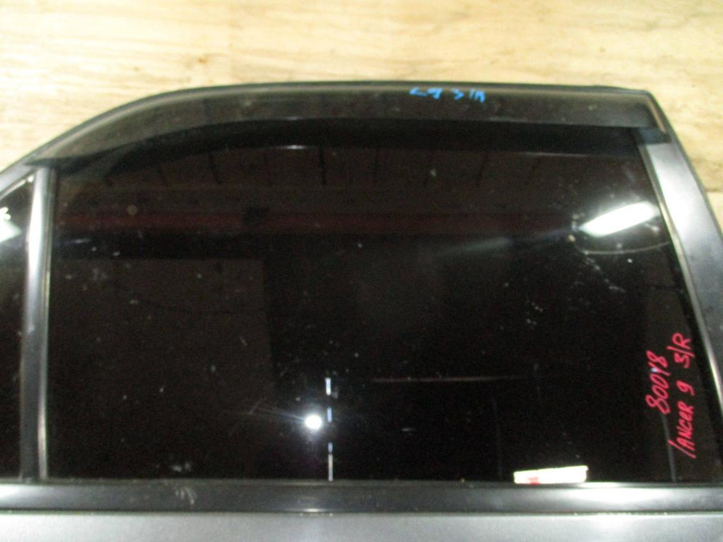 Стекло двери задней правой, 1000 рублей, Пермь