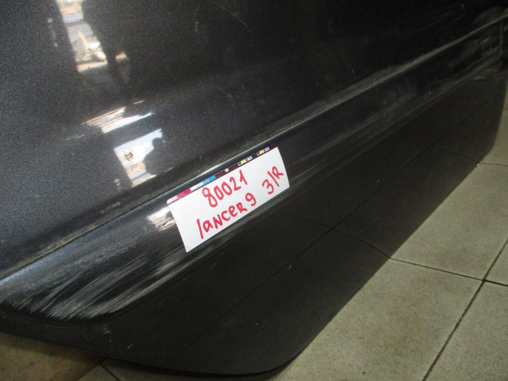 Молдинг задней правой двери, 1000 рублей, Пермь