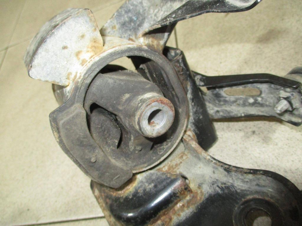 Опора КПП левая, 1600 рублей, Пермь