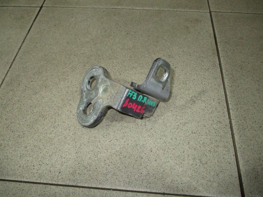 Петля двери передней правой нижняя, 500 рублей, Пермь