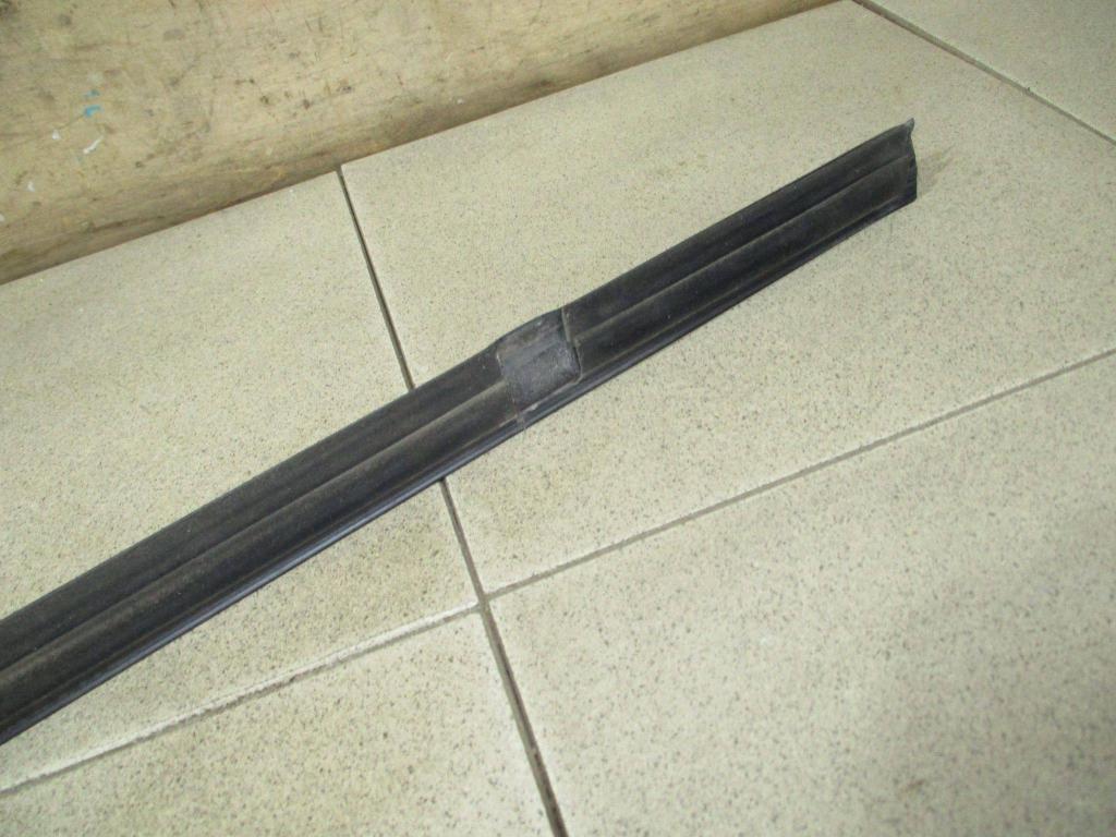 Накладка стекла заднего правого, 1200 рублей, Пермь