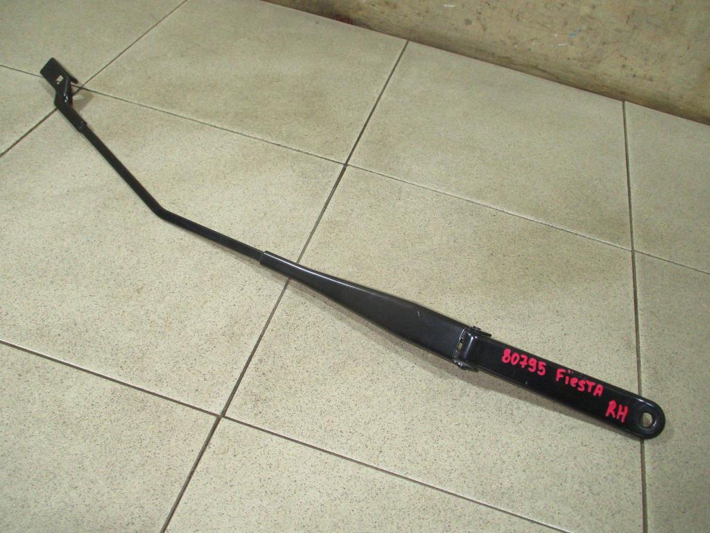 Поводок стеклоочистителя передний правый, 1000 рублей, Пермь