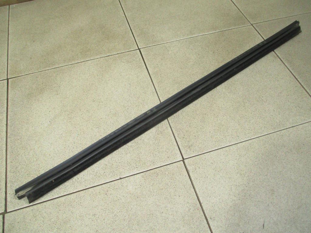 Накладка стекла заднего правого, 500 рублей, Пермь