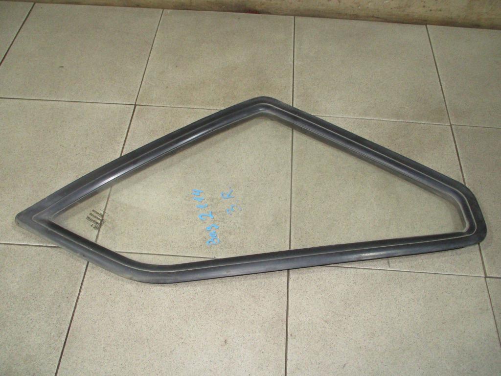 Стекло кузовное глухое правое, 500 рублей, Пермь