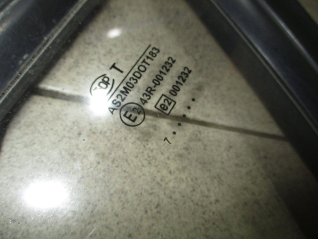 Стекло кузовное глухое правое, 500 рублей, Пермь