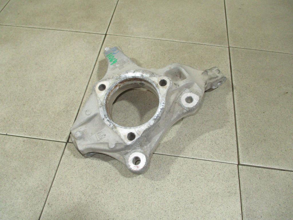 Кулак поворотный передний правый, 2000 рублей, Пермь