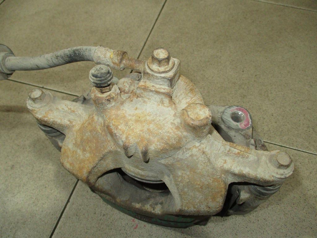 Суппорт передний правый, 2000 рублей, Пермь