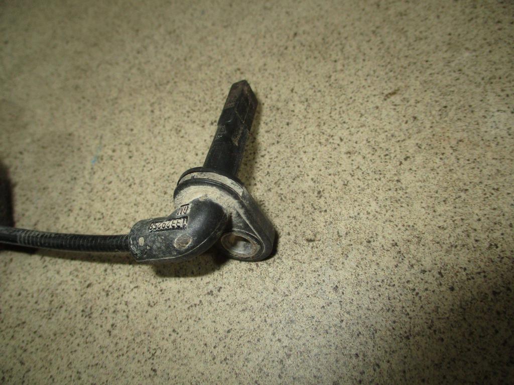 Датчик ABS передний, 1000 рублей, Пермь