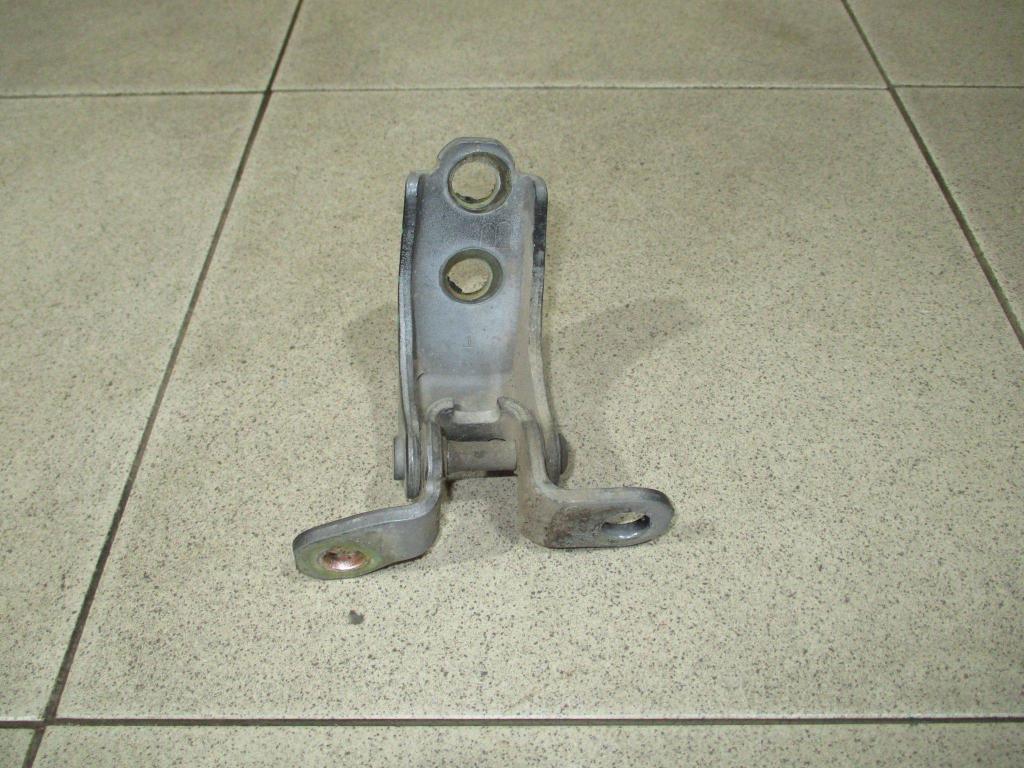 Петля двери передней правой верхняя, 500 рублей, Пермь