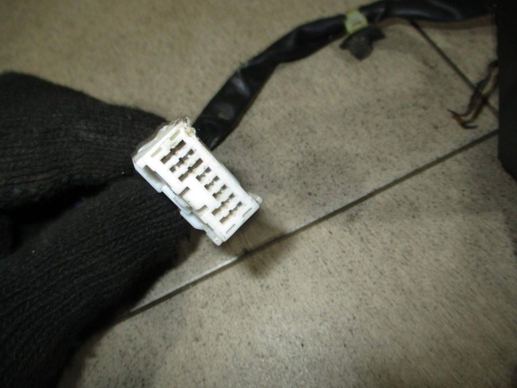 Кронштейн зеркала правого, 1000 рублей, Пермь