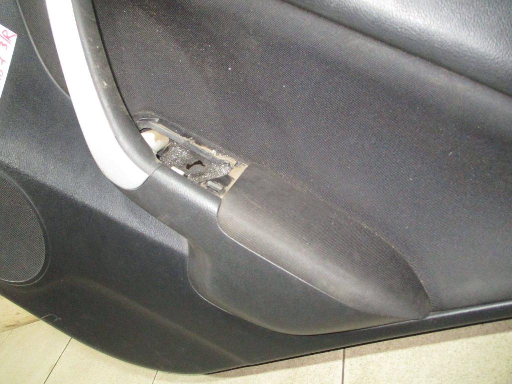 Обшивка двери задней правой, 1000 рублей, Пермь