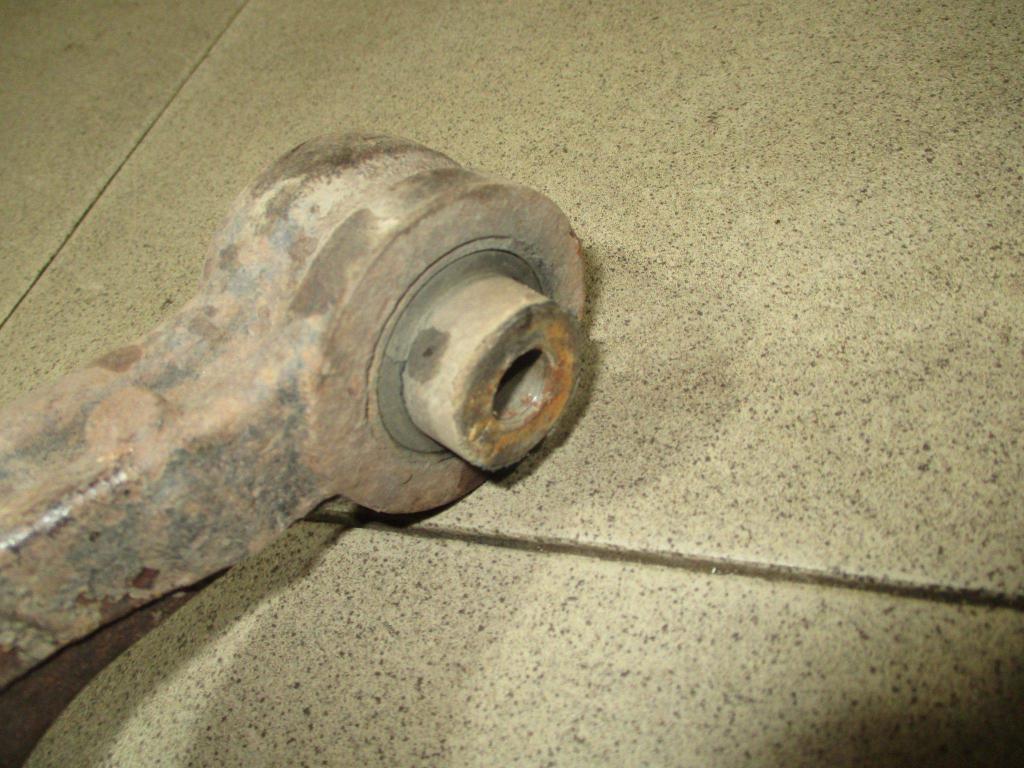 Рычаг передний нижний левый, 2500 рублей, Пермь