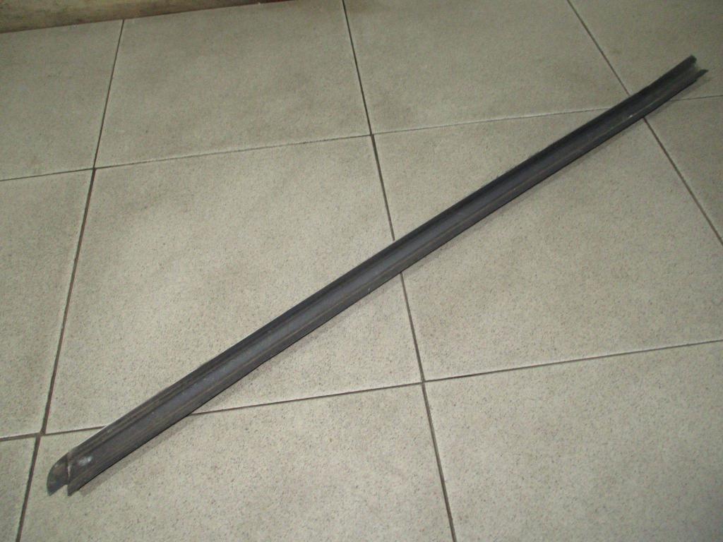 Накладка стекла переднего правого, 800 рублей, Пермь