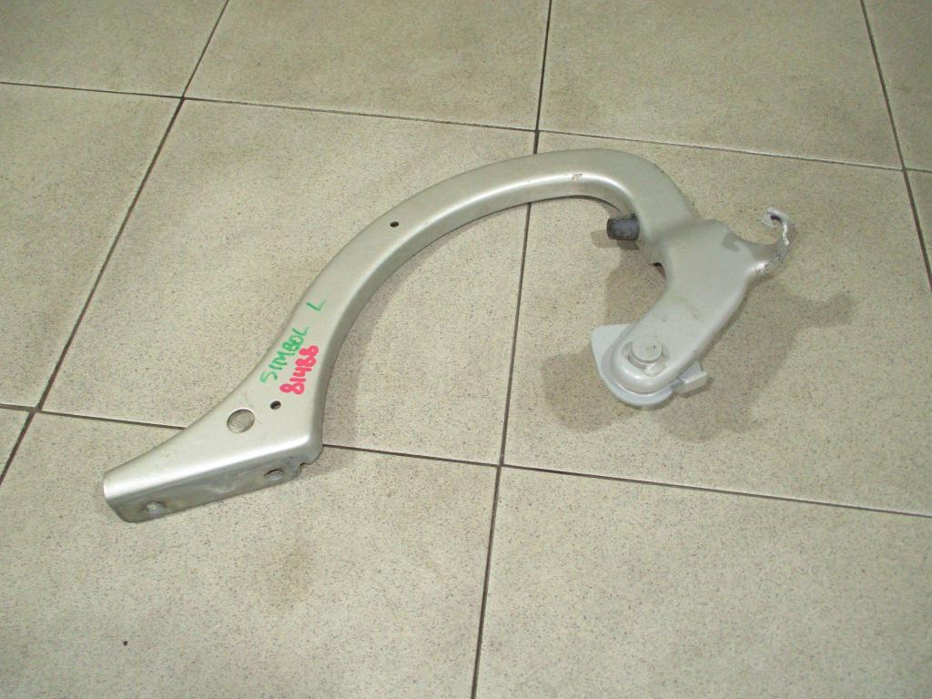 Петля крышки багажника, 850 рублей, Пермь