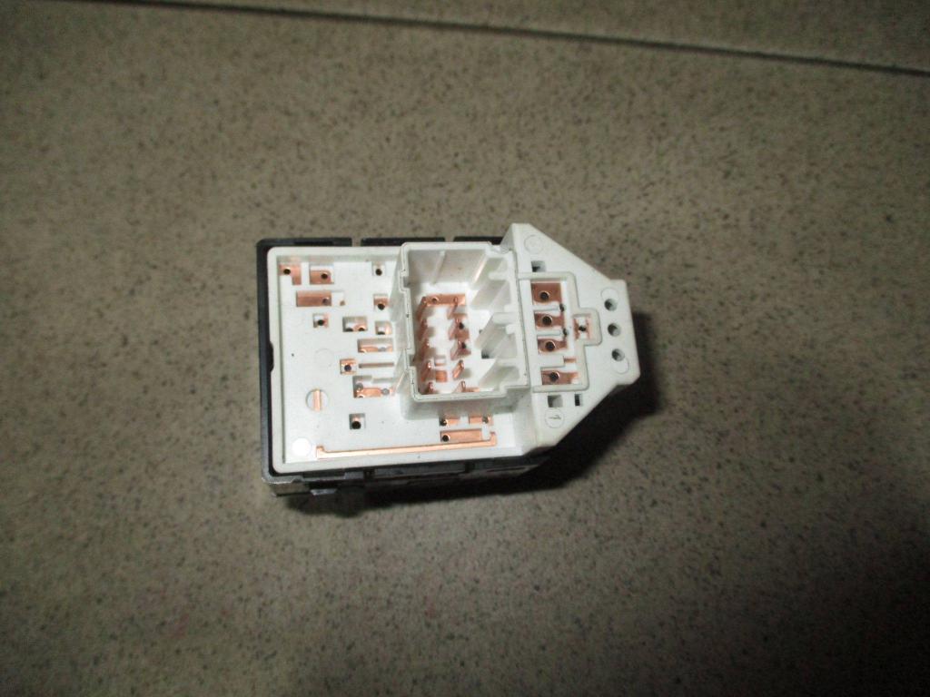 Переключатель регулировки зеркала, 500 рублей, Пермь