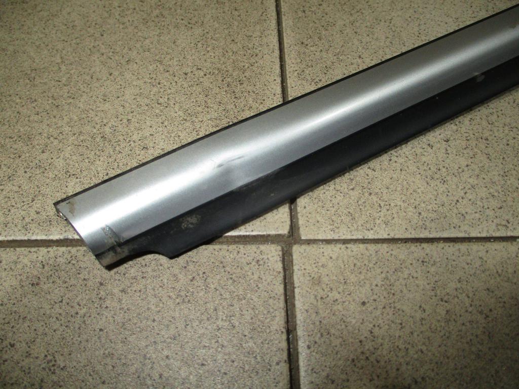 Накладка стекла переднего правого, 1300 рублей, Пермь