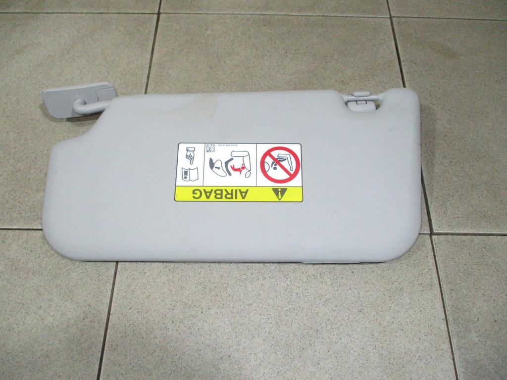 Козырек солнцезащитный правый, 1000 рублей, Пермь