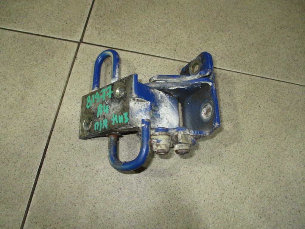 Петля двери передней правой нижняя, 2600 рублей, Пермь