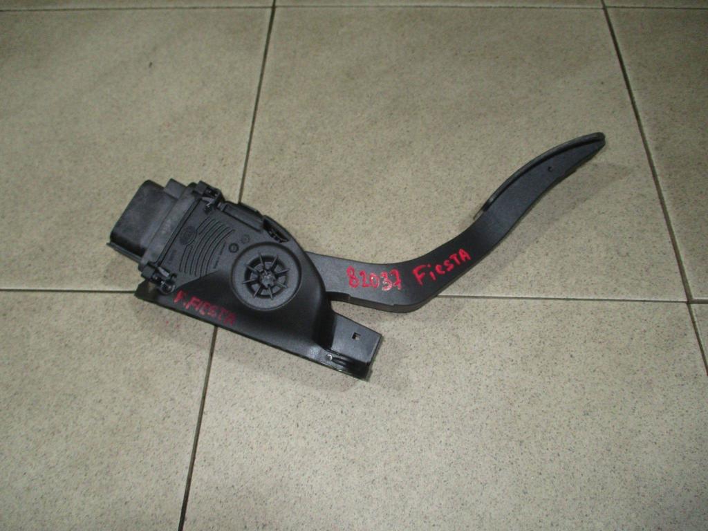 Педаль газа, 2000 рублей, Пермь