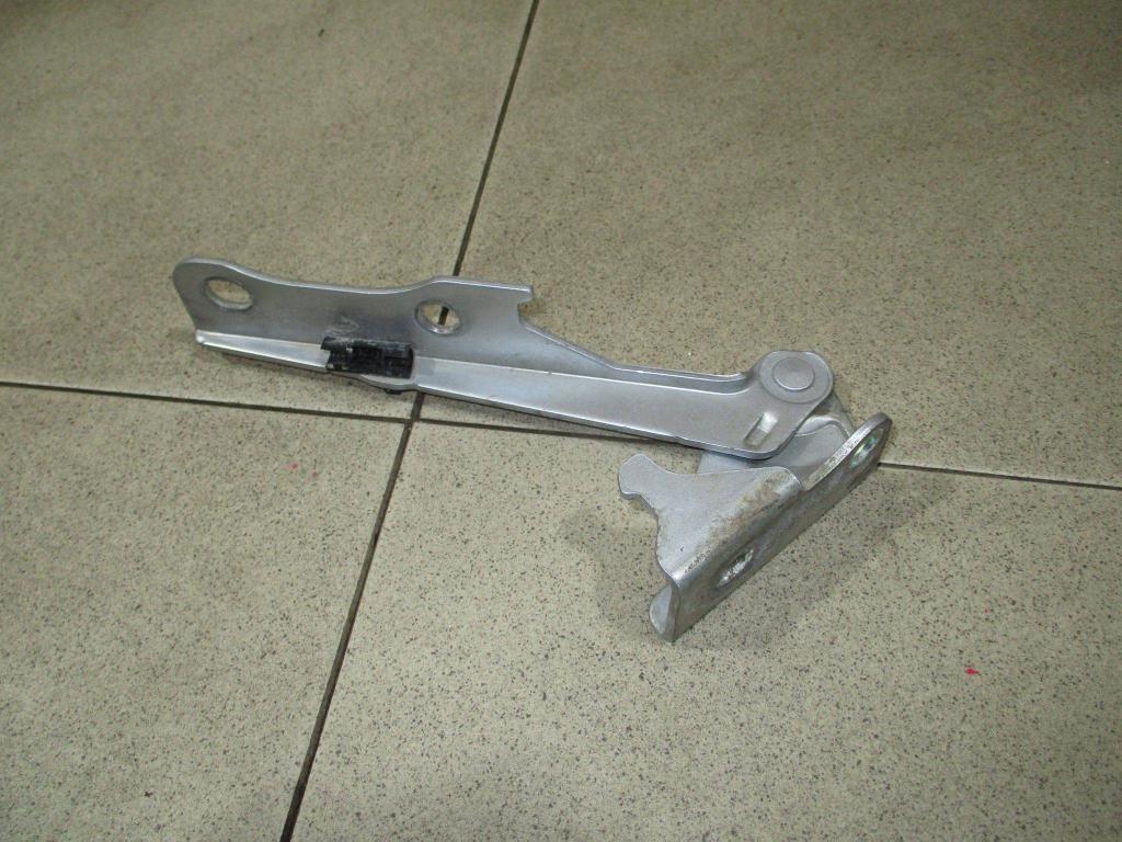 Петля капота правая, 500 рублей, Пермь