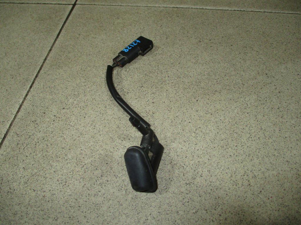 Форсунка омывателя лобового стекла, 1000 рублей, Пермь