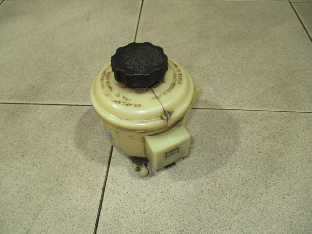 Бачок гидроусилителя, 500 рублей, Пермь