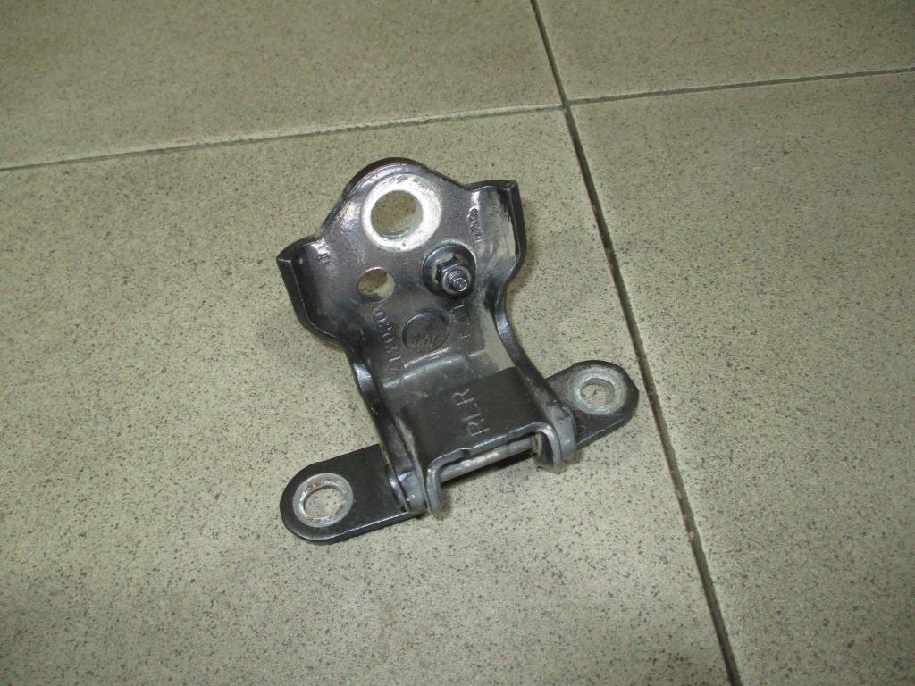 Петля двери задней правой нижняя, 500 рублей, Пермь