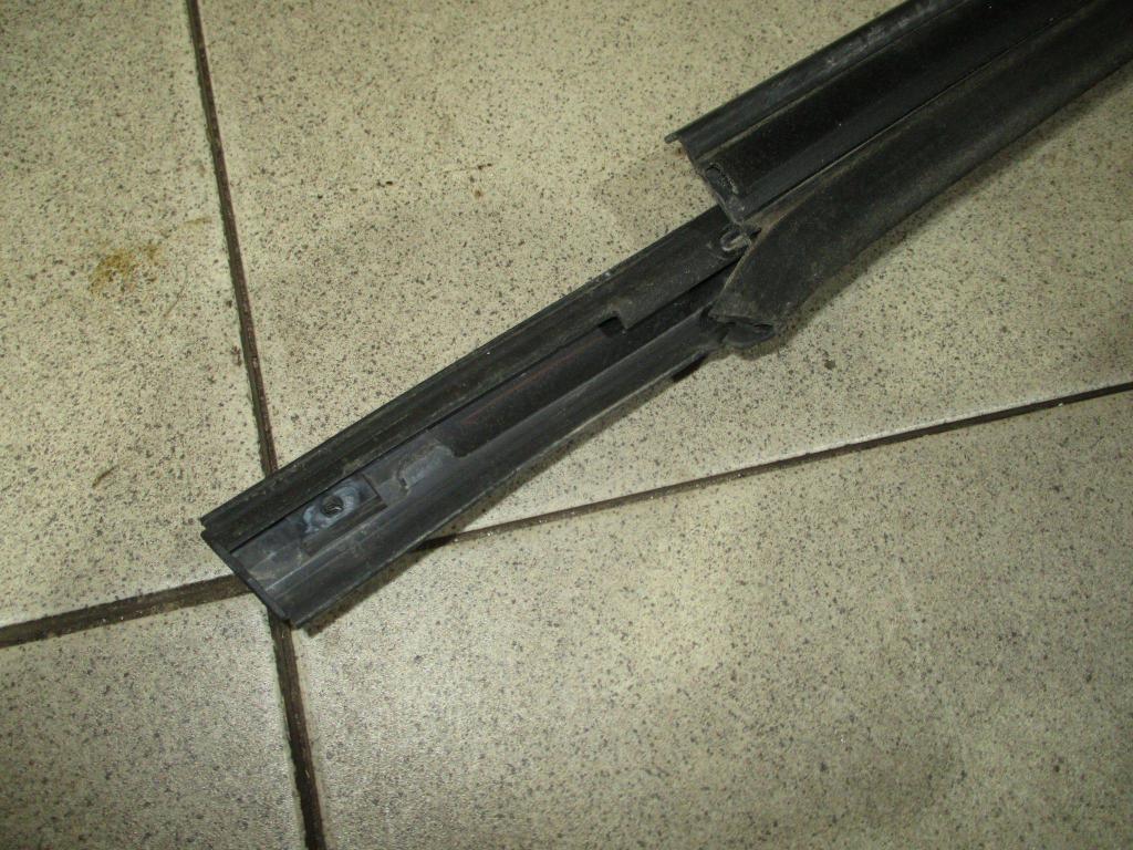 Накладка стекла заднего левого, 1000 рублей, Пермь