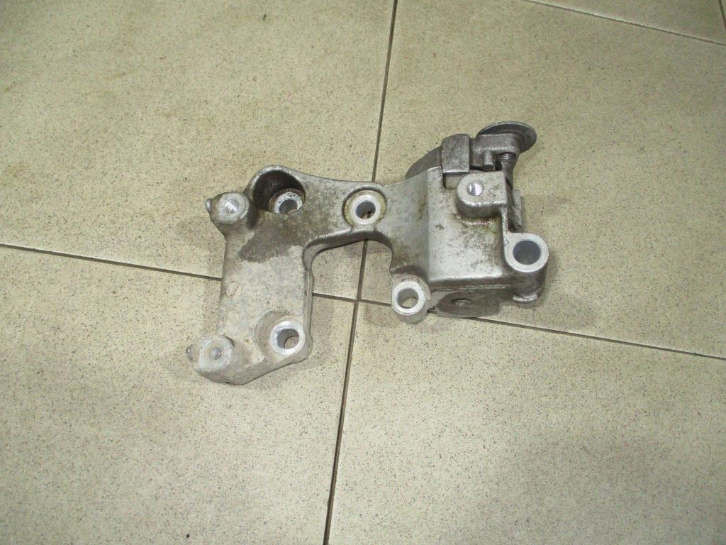 Кронштейн ролика-натяжителя ремня, 2500 рублей, Пермь