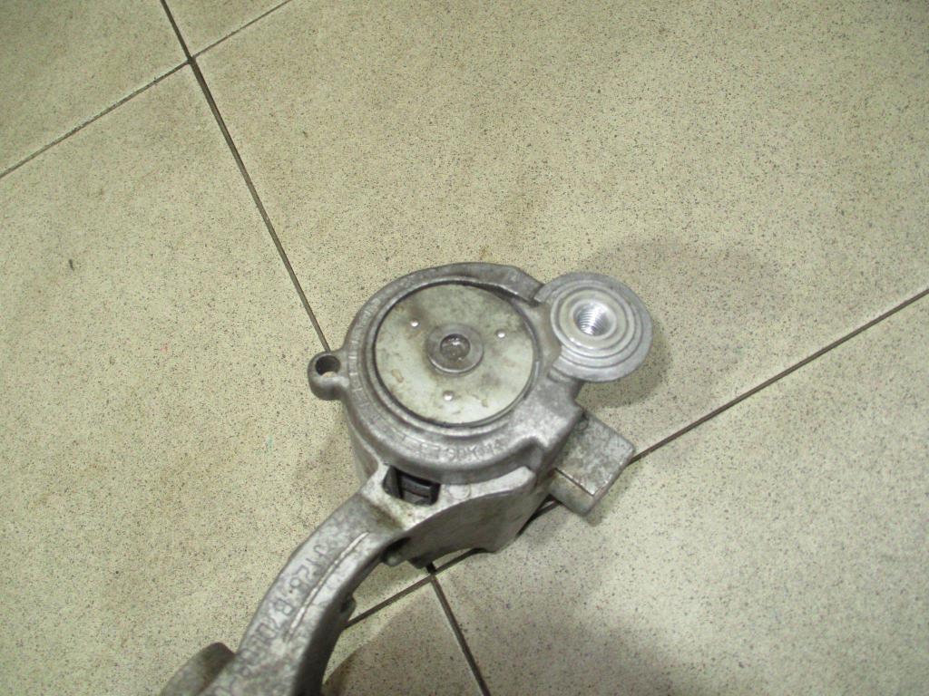 Кронштейн ролика-натяжителя ремня, 2500 рублей, Пермь