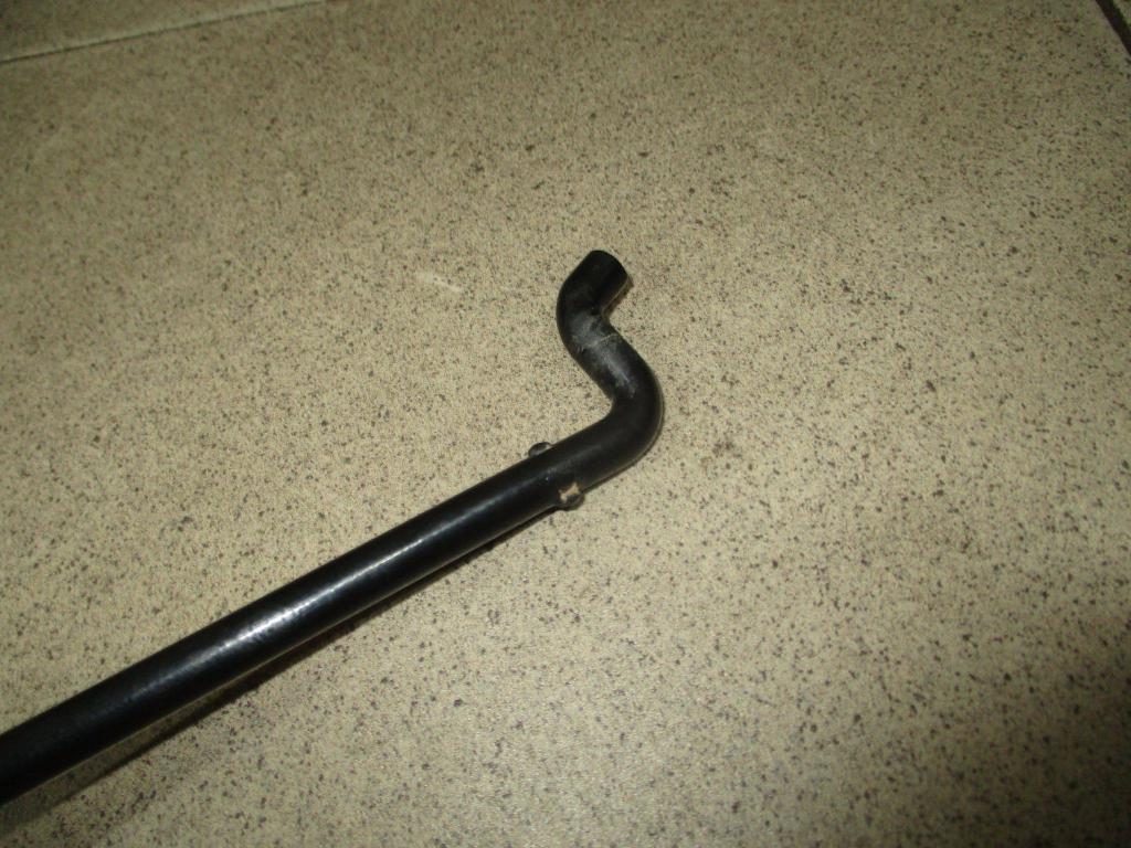 Держатель капота, 500 рублей, Пермь