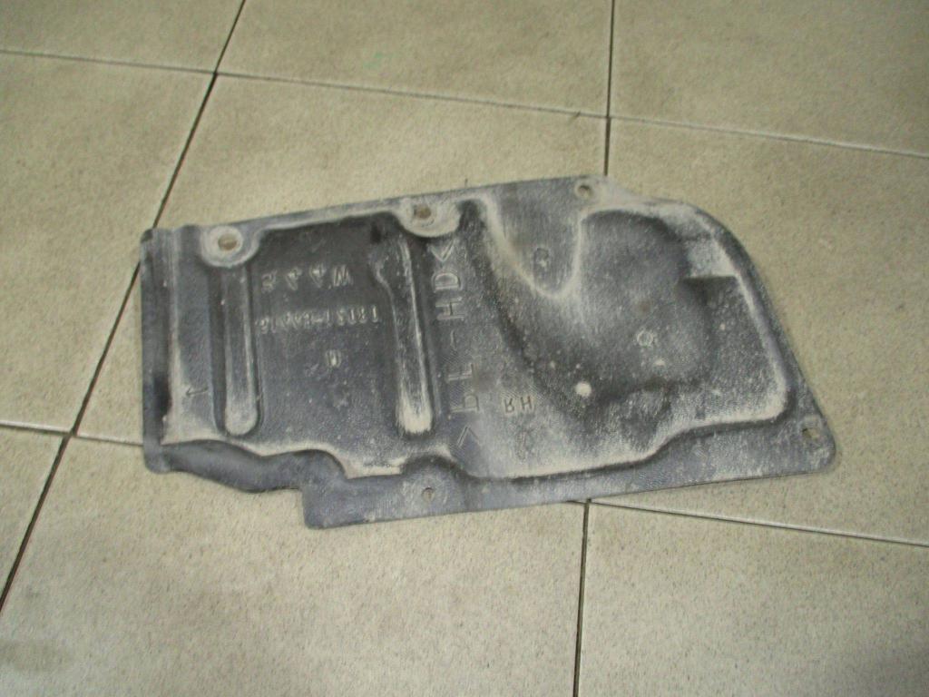 Пыльник двигателя нижний правый, 700 рублей, Пермь