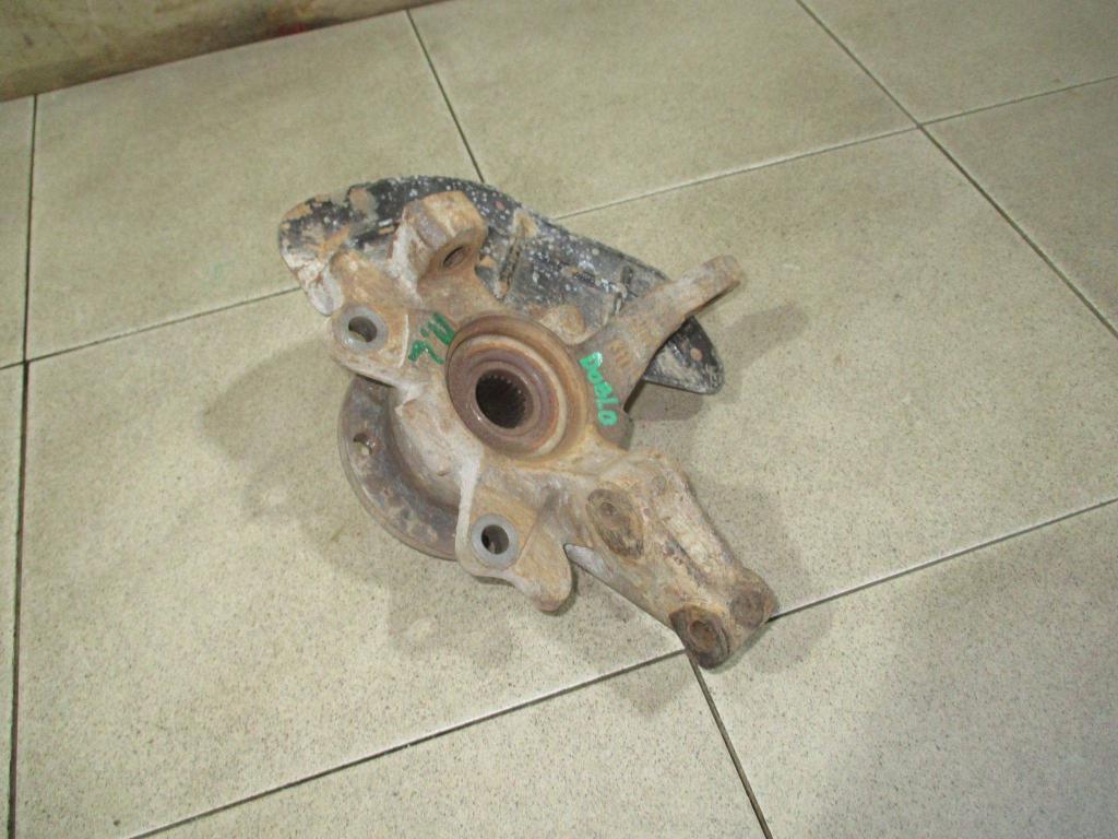 Кулак поворотный передний левый, 3000 рублей, Пермь