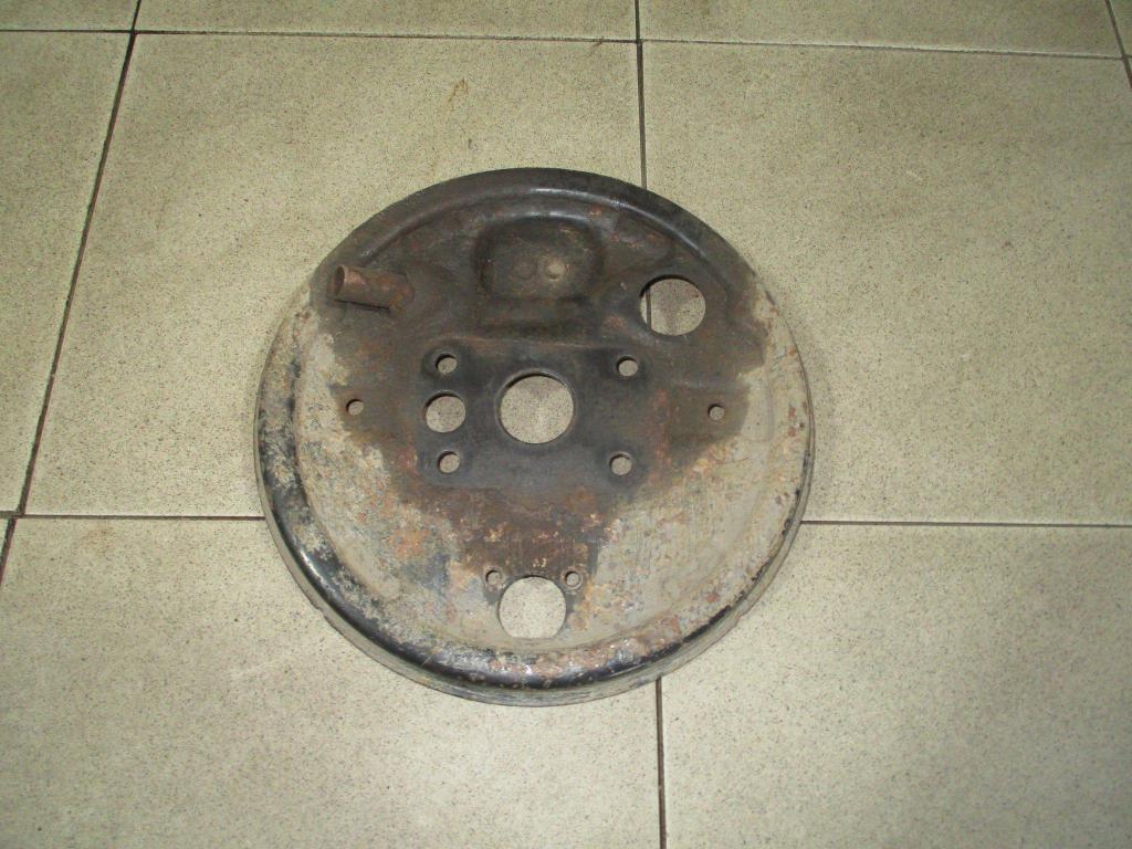 Щит опорный задний левый, 2000 рублей, Пермь